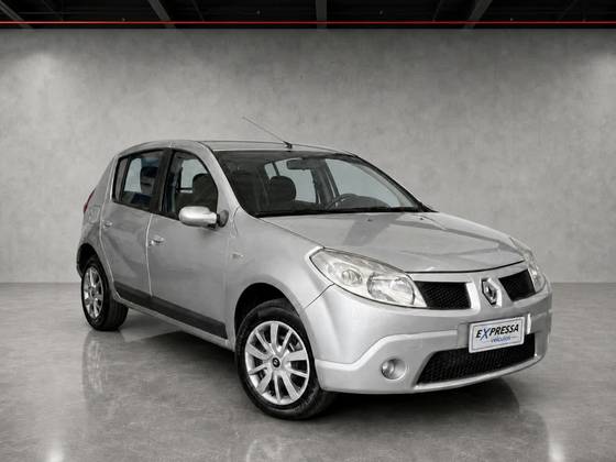 RENAULT SANDERO 1.6 PRIVILÉGE 16V FLEX 4P MANUAL RENAULT SANDERO 1.6 PRIVILÉGE 16V FLEX 4P MANUAL